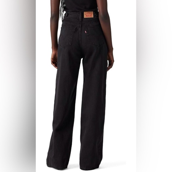 Levi's — Women’s Cinch Baggy Jeans - Picture 6 of 12